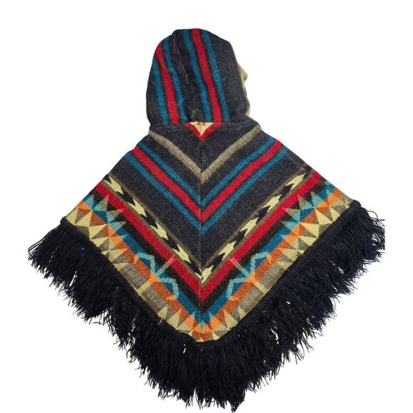 Hooded Fringe Poncho With Vibrant Geometric Patterns & Button Closure galopgos - Picture 2 of 9